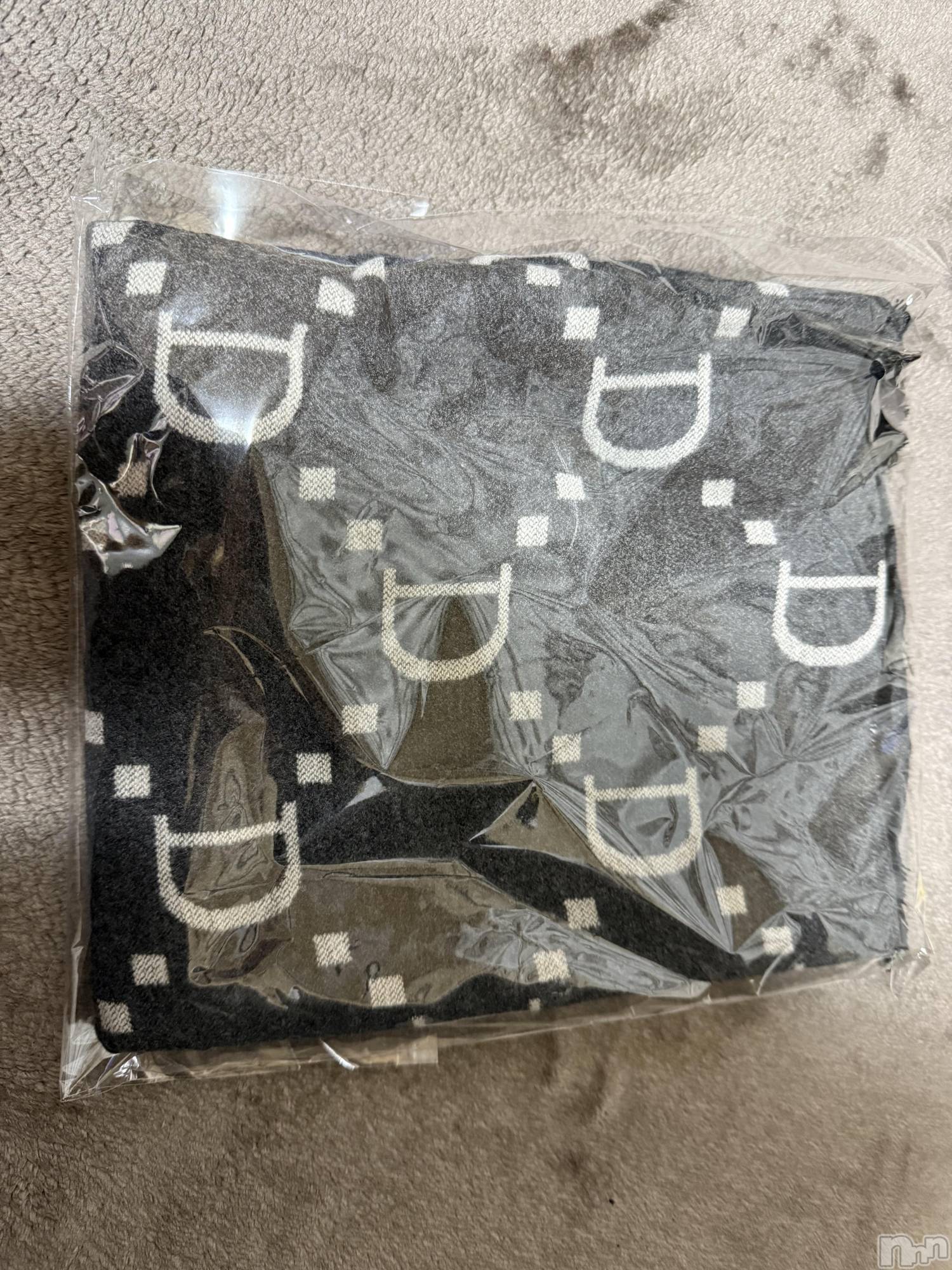 ĮХ顦֥ ץ ( ץ ) 2025ǯ1027̥֥֡