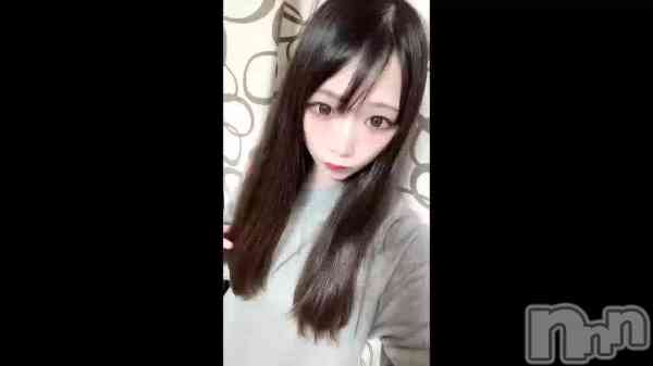 �֡���