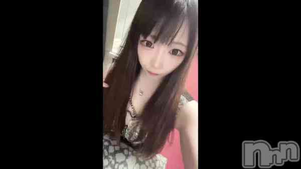 �֡���