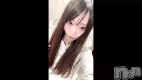 �֡���