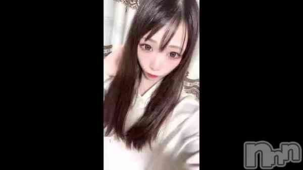 �֡���