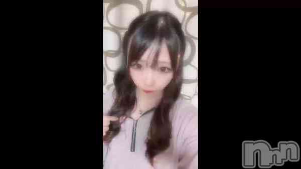 �֡���