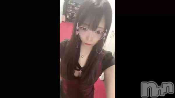 �֡���