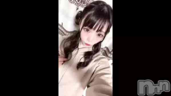 �֡���
