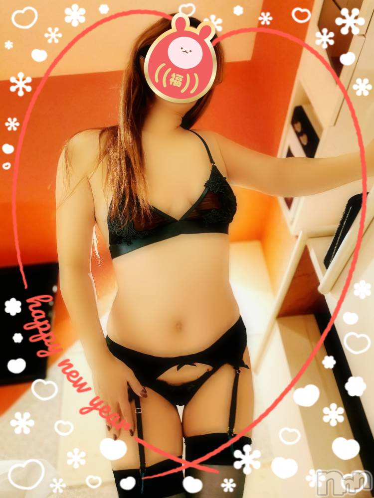 三条人妻デリヘル人妻じゅんちゃん-出稼ぎ0！地元の奥様専門-(ヒトヅマジュンチャン) 沖坂りょう(45)の1月4日写メブログ「謹賀新年」
