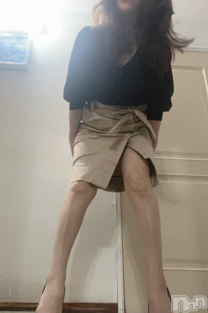 新潟人妻デリヘル人妻不倫処　桃屋　新潟店(ヒトヅマフリンドコロモモヤ) いぶきエロモード(43)の7月11日写メブログ「こんにちは」