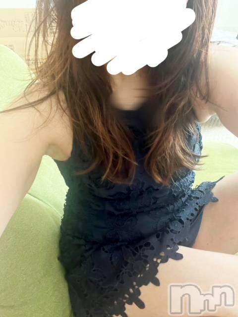 新潟人妻デリヘル人妻不倫処　桃屋　新潟店(ヒトヅマフリンドコロモモヤ) いぶきエロモード(43)の8月22日写メブログ「夢占い」