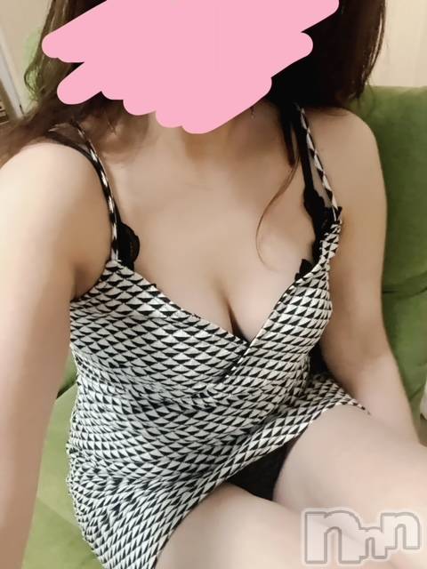 新潟人妻デリヘル人妻不倫処　桃屋　新潟店(ヒトヅマフリンドコロモモヤ)いぶきエロモード(43)の2024年10月11日写メブログ「とうとう」