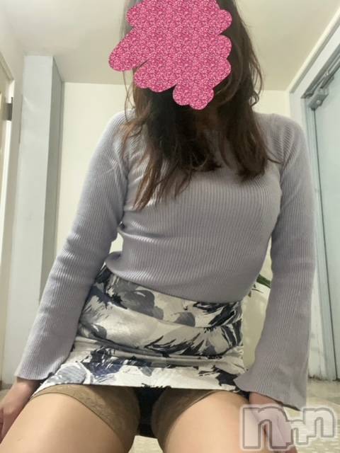 新潟人妻デリヘル人妻不倫処　桃屋　新潟店(ヒトヅマフリンドコロモモヤ)いぶきエロモード(43)の2024年11月20日写メブログ「こんにちは～」