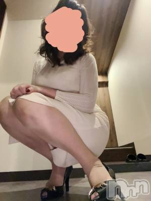 新潟人妻デリヘル 人妻不倫処　桃屋　新潟店(ヒトヅマフリンドコロモモヤ) いぶきエロモード(43)の12月10日写メブログ「しかし」
