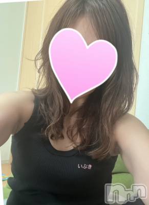 新潟人妻デリヘル 人妻不倫処　桃屋　新潟店(ヒトヅマフリンドコロモモヤ) いぶきエロモード(43)の4月11日写メブログ「なんて日だ( Ꙭ)」