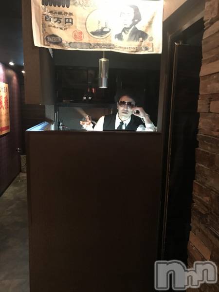 ƲХ顦THE LOUNGE (饦󥸥ե)  2021ǯ222̥֥жС