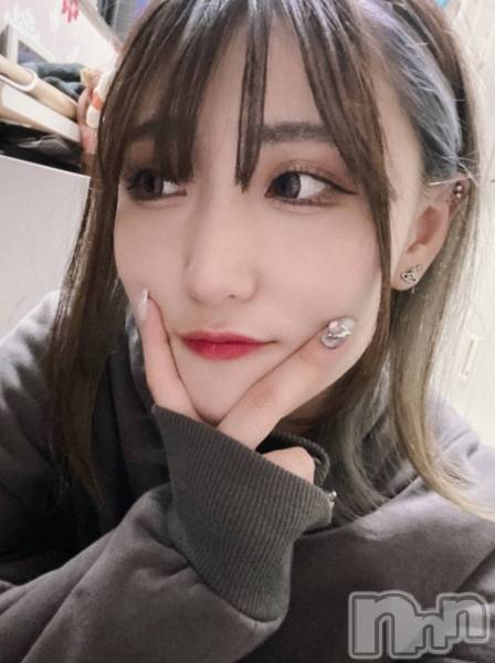 ƲХ顦THE LOUNGE (饦󥸥ե)  2024ǯ13̥֥new face³Ͽ InstagramǤ