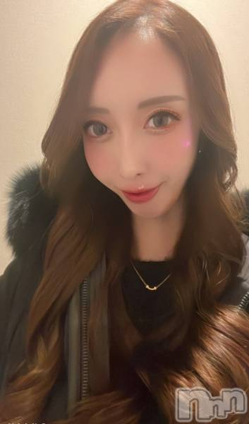 ƲХ顦THE LOUNGE (饦󥸥ե)  2024ǯ213̥֥new face³Ͽ InstagramǤ