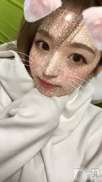 ƲХ顦THE LOUNGE (饦󥸥ե)  2024ǯ221̥֥new face³Ͽ InstagramǤ