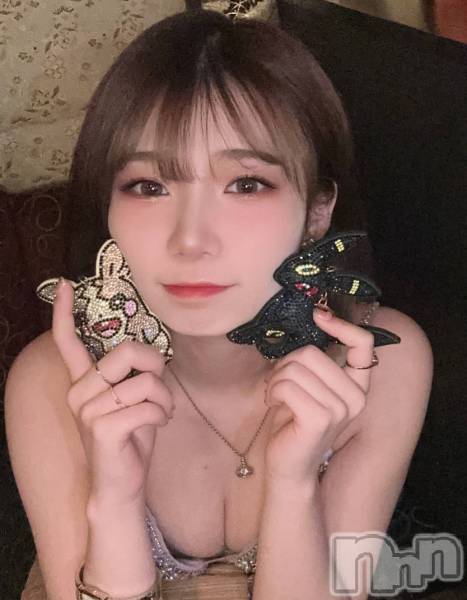 ƲХ顦THE LOUNGE (饦󥸥ե)  2024ǯ229̥֥new face³Ͽ InstagramǤ