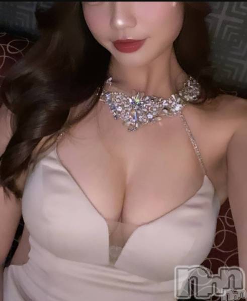 ƲХ顦THE LOUNGE (饦󥸥ե)  2024ǯ38̥֥new face³Ͽ Instagram֥Ǥ