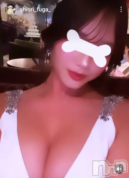 ƲХ顦THE LOUNGE (饦󥸥ե)  2024ǯ517̥֥new face³Ͽ Instagram֥Ǥ