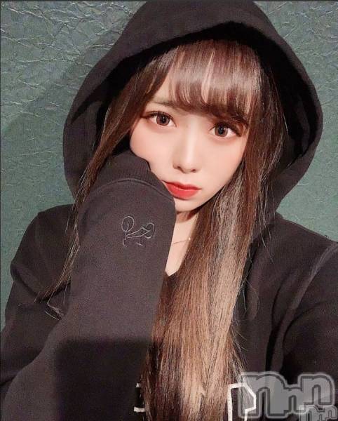 ƲХ顦THE LOUNGE (饦󥸥ե)  2025ǯ418̥֥NewFace³ϿInstagram֥桪