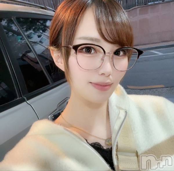ƲХ顦THE LOUNGE (饦󥸥ե)  2025ǯ819̥֥NewFace³ϿInstagram֥桪