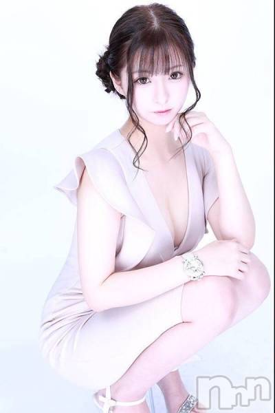 ƲХ顦THE LOUNGE (饦󥸥ե)  2025ǯ107̥֥NewFace³ϿInstagram֥桪