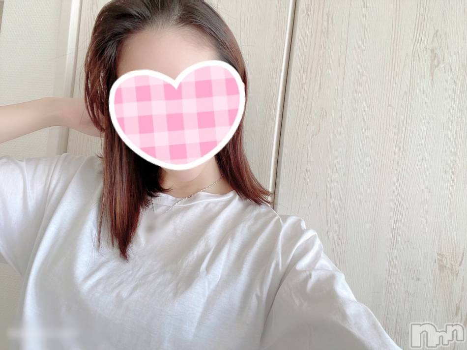 新潟手コキ(チェリッシュ アミュレット)の2021年9月4日お店速報「またまた18歳未経験美少女入店★生フェラ可能「かな」ちゃん」