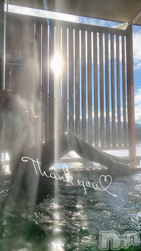 新潟人妻デリヘルLOVE AFFAIR～秘密のデート(ラブアフェア～ヒミツノデート) 美雪さん【♪♪♪】(35)の12月28日写メブログ「昨日は4名のリピさまで満員でした🥰✨」