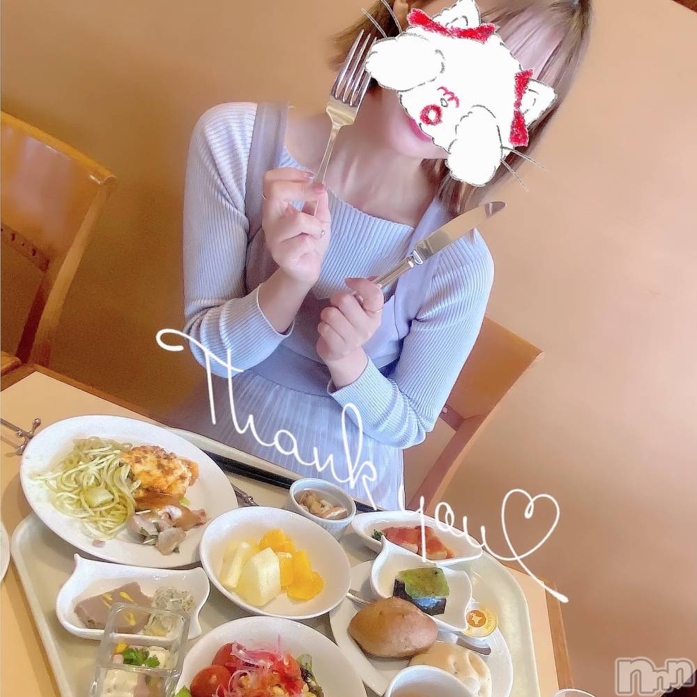 新潟人妻デリヘルLOVE AFFAIR～秘密のデート(ラブアフェア～ヒミツノデート) 美雪さん【♪♪♪】(35)の4月17日写メブログ「昨日はモリモリ食べまちた😍💗✨🌈」