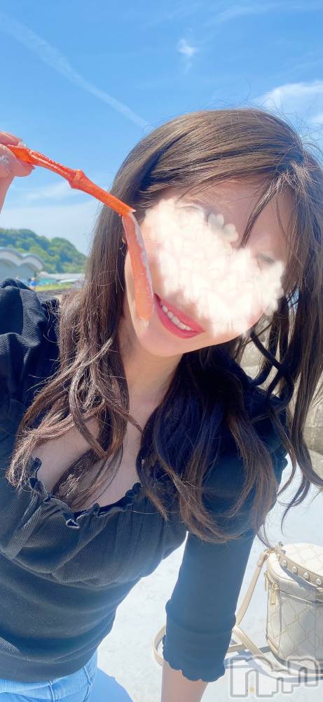 新潟人妻デリヘルLOVE AFFAIR～秘密のデート(ラブアフェア～ヒミツノデート) 美雪さん【♪♪♪】(35)の5月5日写メブログ「蟹食べるのが好きになったのは女ぶ長のおかげ‪‪❤︎‬ ⸒⸒」