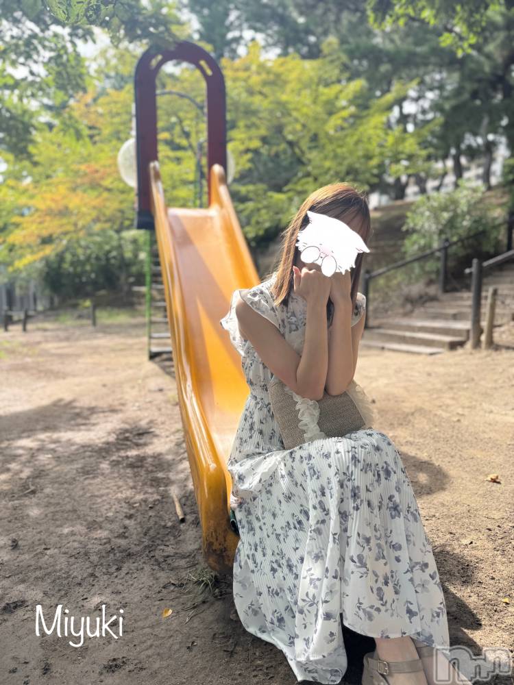 新潟デリヘルLOVE AFFAIR～秘密のデート(ラブアフェア～ヒミツノデート) 美雪さん【♪♪♪】(35)の10月4日写メブログ「本日は貸切りで( ˶ˆ꒳ˆ˵ )🍀*゜」