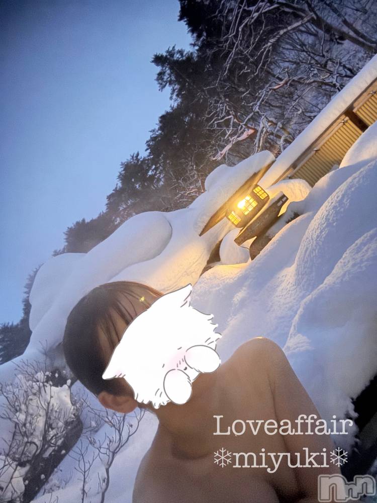 新潟デリヘルLOVE AFFAIR～秘密のデート(ラブアフェア～ヒミツノデート) 美雪さん【♪♪♪】(35)の3月27日写メブログ「おはようございます՞ ̳o̴̶̷̤  ̫ o̴̶̷̤ ̳՞☀️」