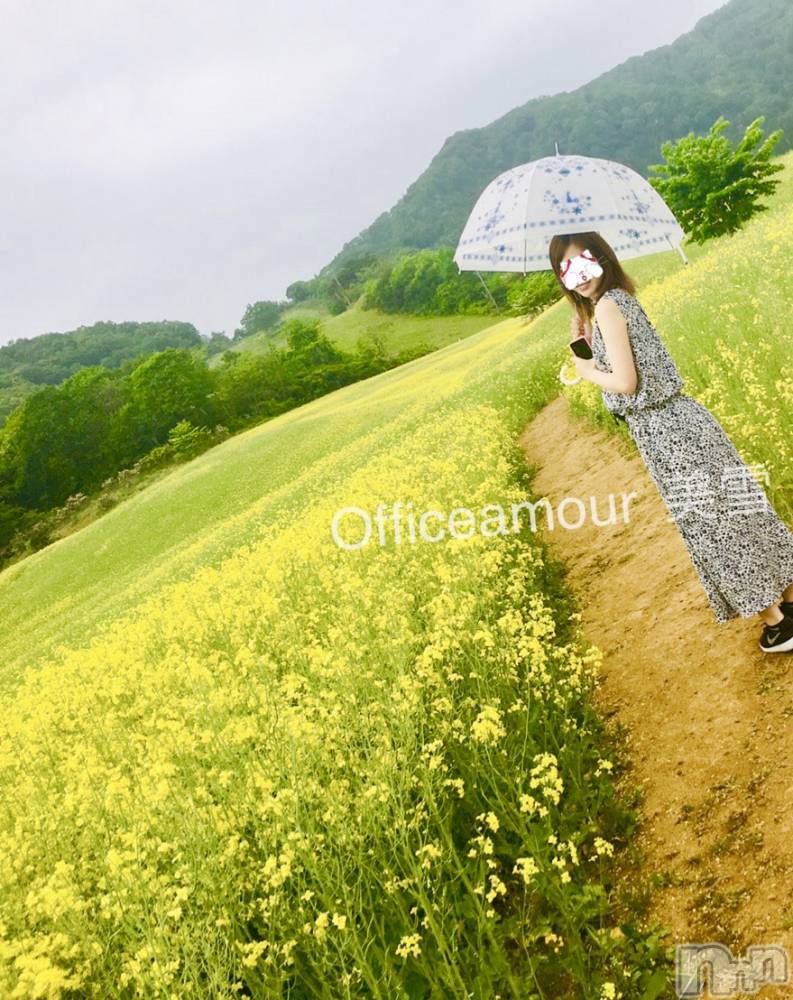 新潟人妻デリヘルLOVE AFFAIR～秘密のデート(ラブアフェア～ヒミツノデート) 美雪さん【♪♪♪】(35)の5月29日写メブログ「ﾟ+♡菜の花畑♡ﾟ+」