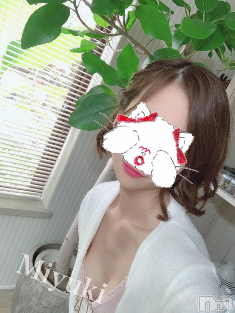 新潟人妻デリヘルLOVE AFFAIR～秘密のデート(ラブアフェア～ヒミツノデート) 美雪さん【♪♪♪】(35)の9月29日写メブログ「雨やんで～(ヽ´ω｀)」
