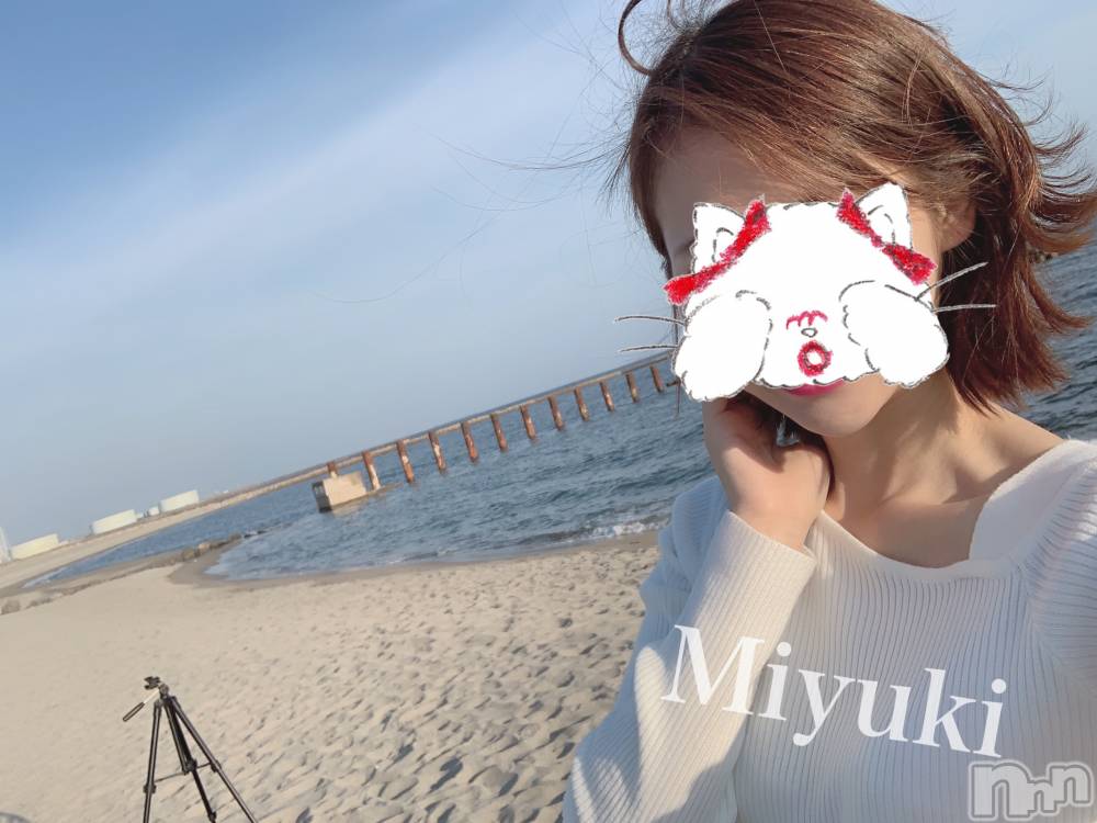 新潟人妻デリヘルLOVE AFFAIR～秘密のデート(ラブアフェア～ヒミツノデート) 美雪さん【♪♪♪】(35)の10月1日写メブログ「撮り方一つで(*´>ω<`*)ﾟ+」