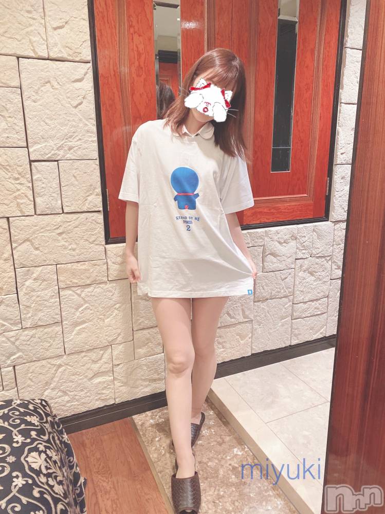 新潟人妻デリヘルLOVE AFFAIR～秘密のデート(ラブアフェア～ヒミツノデート) 美雪さん【♪♪♪】(35)の8月1日写メブログ「寝ちゃってたー(Ｔ＿Ｔ)昨日もありがとうございました♡」