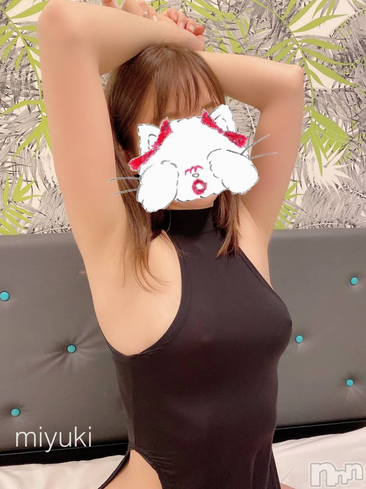 新潟人妻デリヘルLOVE AFFAIR～秘密のデート(ラブアフェア～ヒミツノデート) 美雪さん【♪♪♪】(35)の9月1日写メブログ「出勤しました( ˶ˆ꒳ˆ˵ )♡♡」