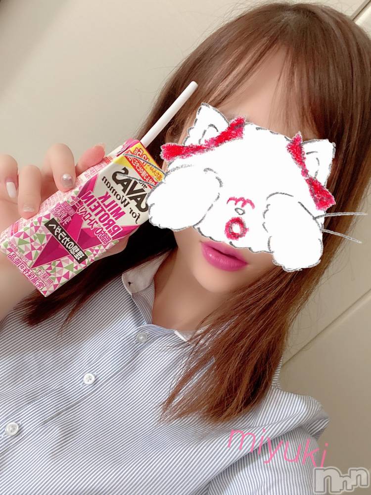 新潟人妻デリヘルLOVE AFFAIR～秘密のデート(ラブアフェア～ヒミツノデート) 美雪さん【♪♪♪】(35)の9月8日写メブログ「出勤しましたᐠ(   ᐢ ᵕ ᐢ )ᐟ*.+ﾟ」