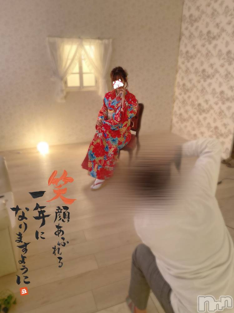 新潟人妻デリヘルLOVE AFFAIR～秘密のデート(ラブアフェア～ヒミツノデート) 美雪さん【♪♪♪】(35)の1月6日写メブログ「大変遅くなりました、、、」