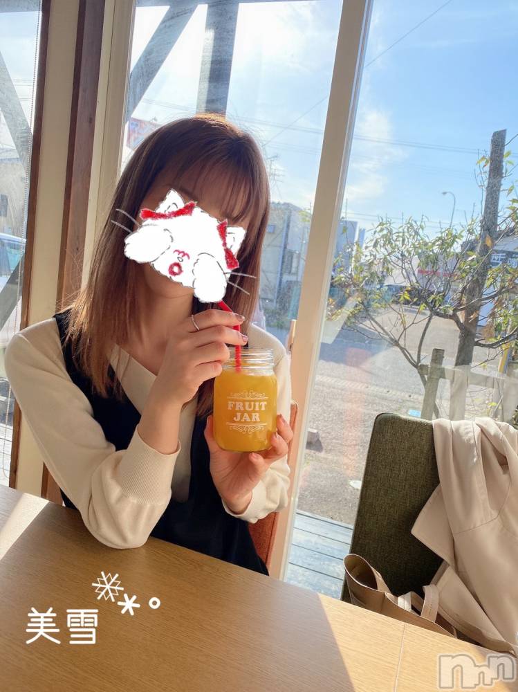 新潟人妻デリヘルLOVE AFFAIR～秘密のデート(ラブアフェア～ヒミツノデート) 美雪さん【♪♪♪】(35)の4月7日写メブログ「おはようございます＼(*´▽｀*)／♬︎♡」