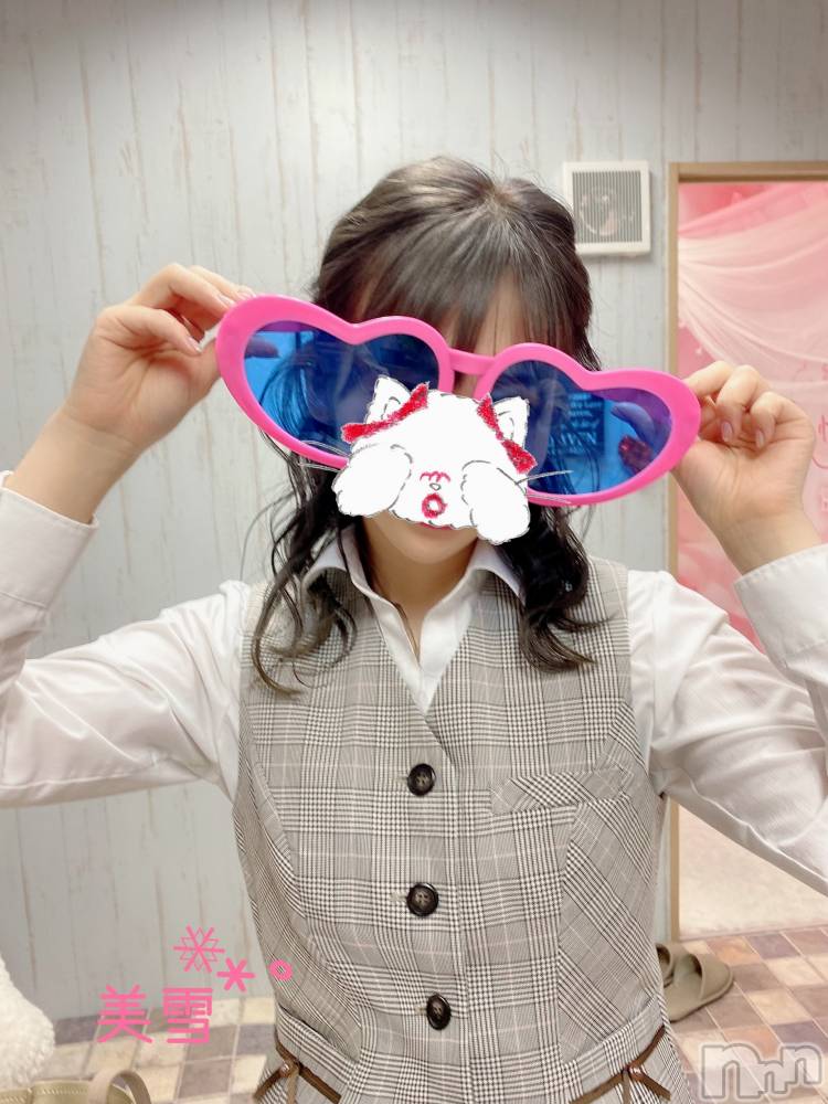 新潟人妻デリヘルLOVE AFFAIR～秘密のデート(ラブアフェア～ヒミツノデート) 美雪さん【♪♪♪】(35)の4月24日写メブログ「遅くなりましたがฅ( ̳> ·̫ < ̳ฅ)」