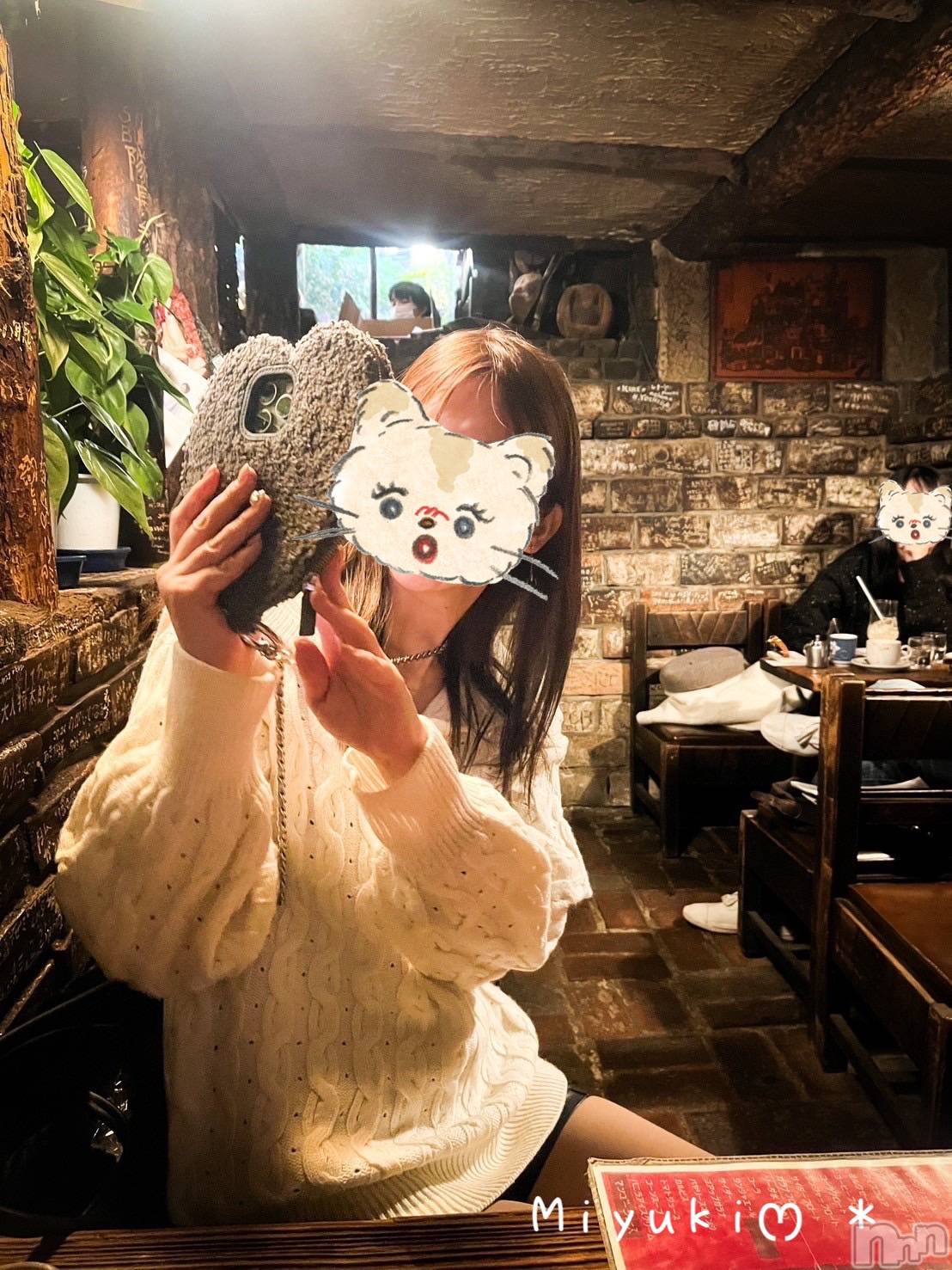 新潟人妻デリヘルLOVE AFFAIR～秘密のデート(ラブアフェア～ヒミツノデート)美雪さん【♪♪♪】(35)の2024年12月5日写メブログ「お気に入り写真📷💭と、最近始めた習い事💛」