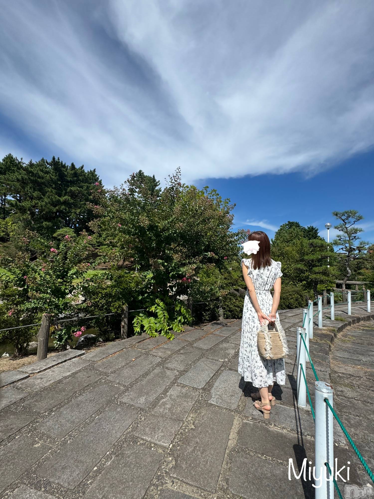 新潟デリヘルLOVE AFFAIR～秘密のデート(ラブアフェア～ヒミツノデート)美雪さん【♪♪♪】(35)の2025年10月10日写メブログ「おはようございます🫛🫛🫛☺️🩷」