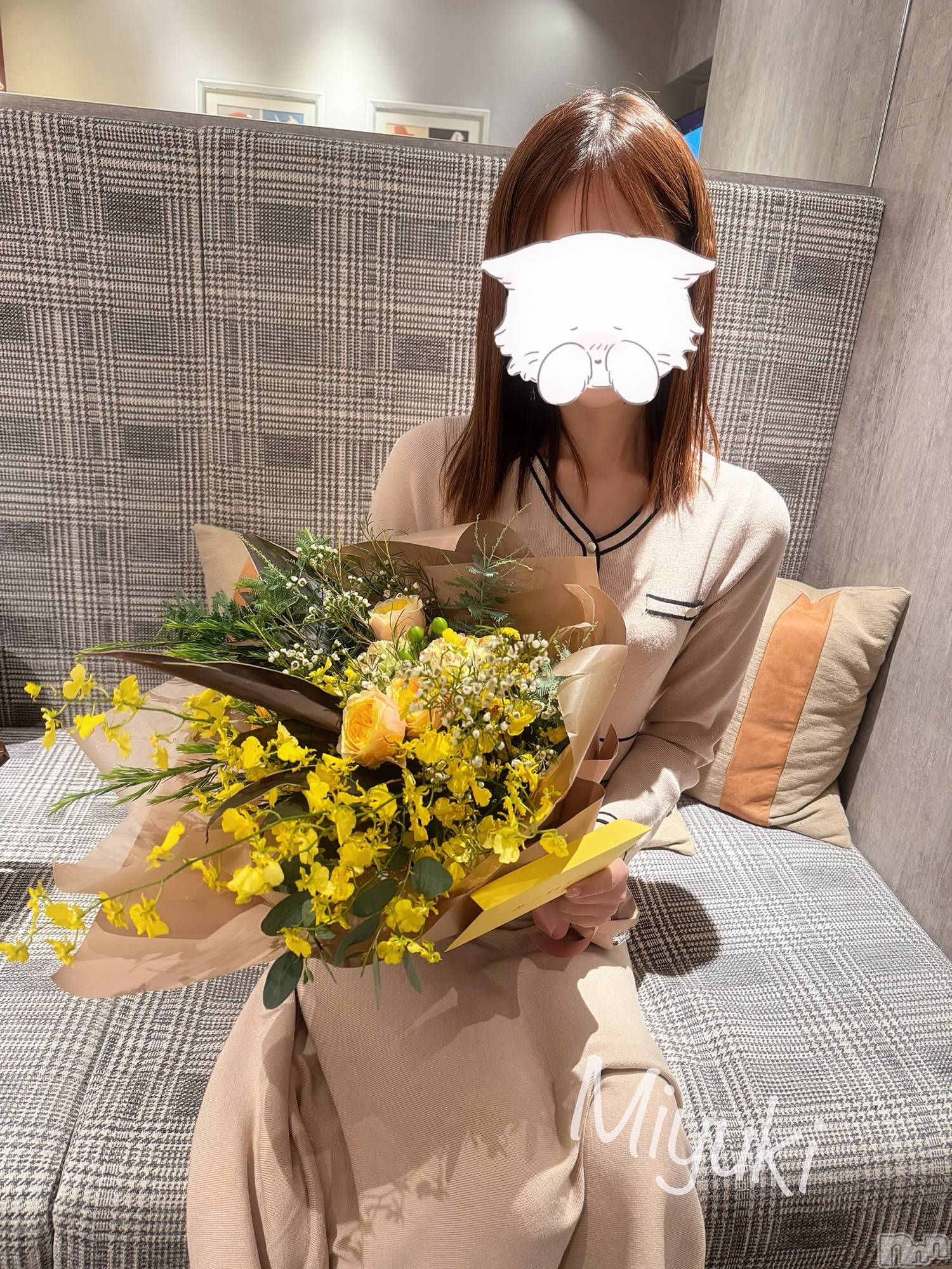 新潟デリヘルLOVE AFFAIR～秘密のデート(ラブアフェア～ヒミツノデート)美雪さん【♪♪♪】(35)の2025年10月31日写メブログ「本日もよろしくお願いします(𓂂꜆◕⩊◕꜀𓂂)｡:°ஐ..♡*」