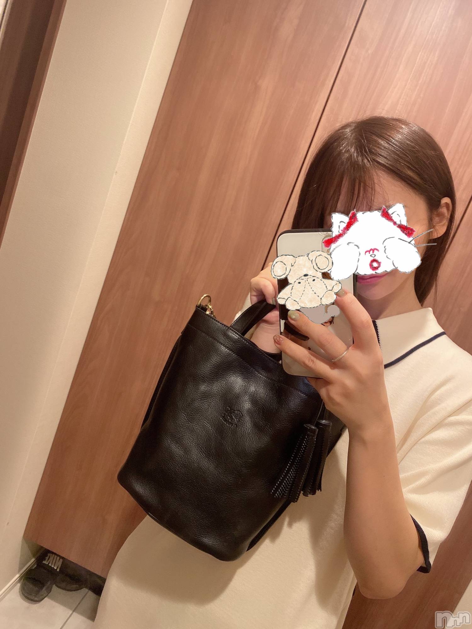 新潟人妻デリヘルLOVE AFFAIR～秘密のデート(ラブアフェア～ヒミツノデート)美雪さん【♪♪♪】(35)の2021年10月2日写メブログ「満員感謝♡本日もよろしくお願いします(*´˘`*)♥」