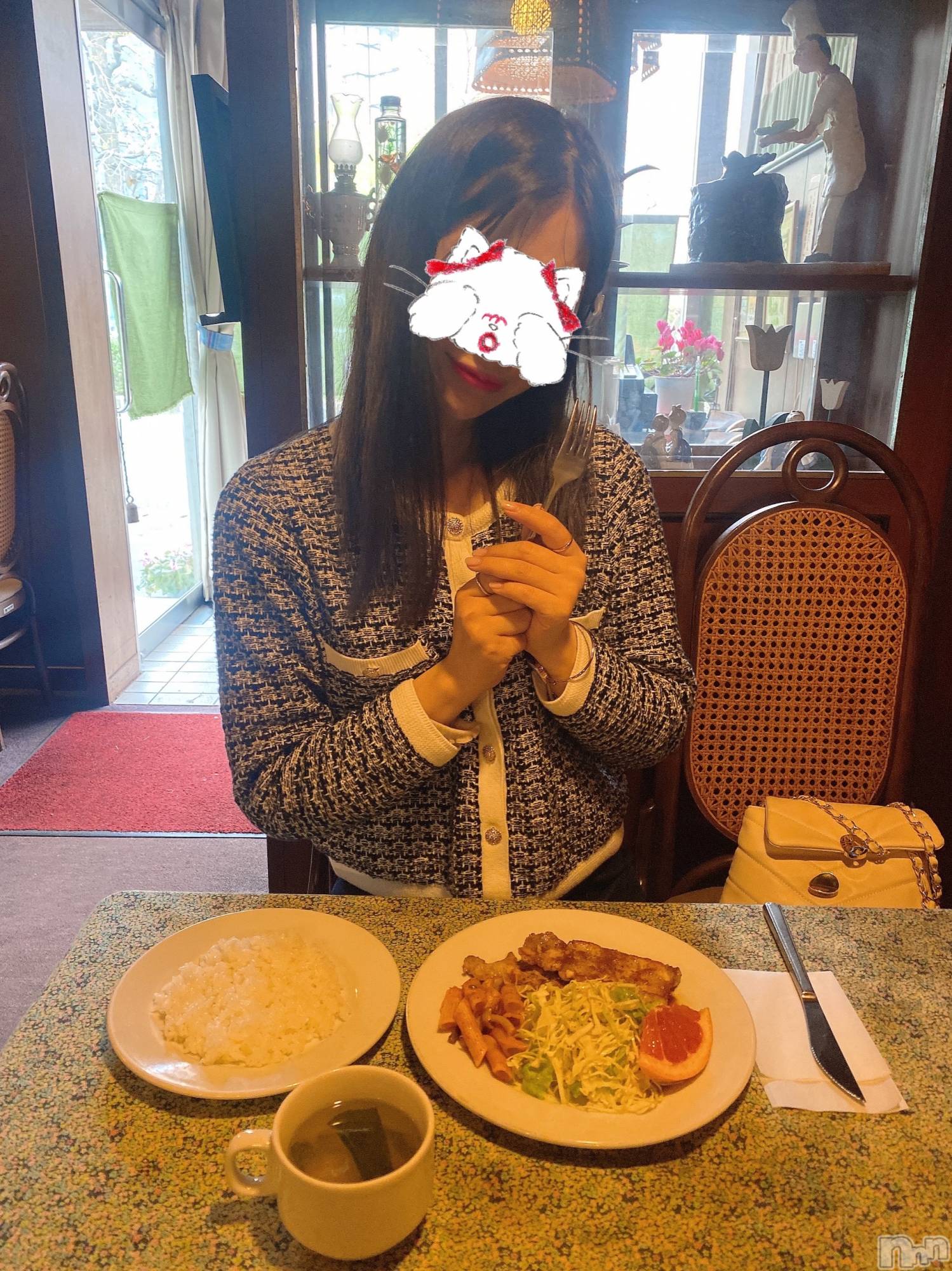 新潟人妻デリヘルLOVE AFFAIR～秘密のデート(ラブアフェア～ヒミツノデート)美雪さん【♪♪♪】(35)の2022年4月15日写メブログ「昨日もありがとうございました(๑ ᴖ ᴑ ᴖ ๑)♡𓈒 𓏸𓈒𓂂𓂃♡」