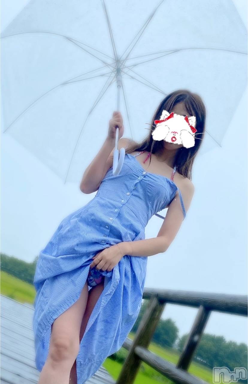 新潟人妻デリヘルLOVE AFFAIR～秘密のデート(ラブアフェア～ヒミツノデート)美雪さん【♪♪♪】(35)の2022年7月15日写メブログ「本日もご予約満員ありがとうございます🥰🫶☔️」