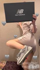 新潟デリヘルLOVE AFFAIR～秘密のデート(ラブアフェア～ヒミツノデート) 美雪さん【♪♪♪】(35)の3月31日写メブログ「可愛いスニーカーありがとう🩶」