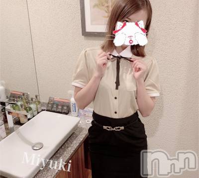 新潟人妻デリヘル LOVE AFFAIR～秘密のデート(ラブアフェア～ヒミツノデート) 美雪さん【♪♪♪】(35)の8月13日写メブログ「爆睡＼( ﾟ▽ ﾟ)／」