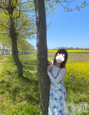 新潟人妻デリヘル LOVE AFFAIR～秘密のデート(ラブアフェア～ヒミツノデート) 美雪さん【♪♪♪】(35)の4月17日写メブログ「♡菜の花とバドミントン♡」
