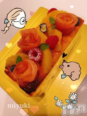 新潟デリヘル LOVE AFFAIR～秘密のデート(ラブアフェア～ヒミツノデート) 美雪さん【♪♪♪】(35)の10月13日写メブログ「ケーキ作ったよ～( ˶ˆ꒳ˆ˵ )♥」